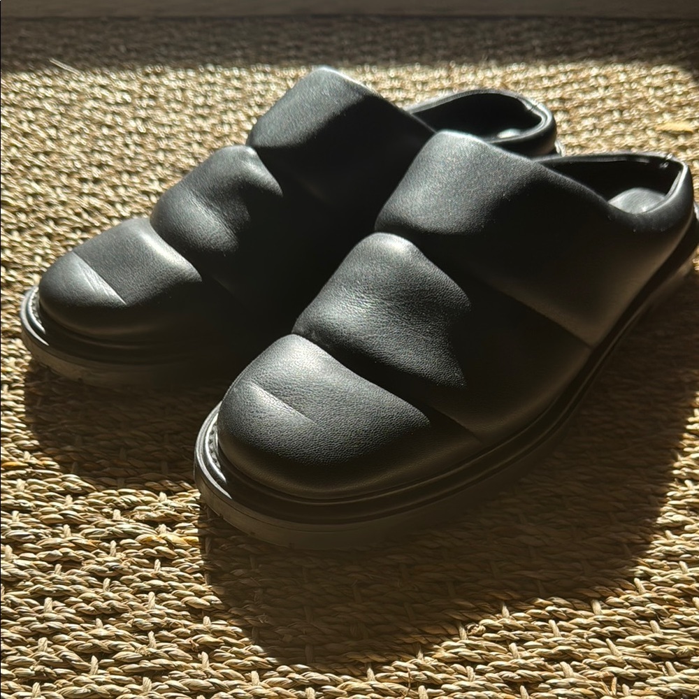 STAUD Astro Quilted Mules